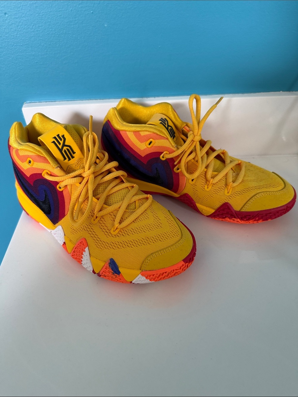 Limited Edition! Retro Nike Kyrie Basketball Shoes - Colorful 1970s Era Vibe